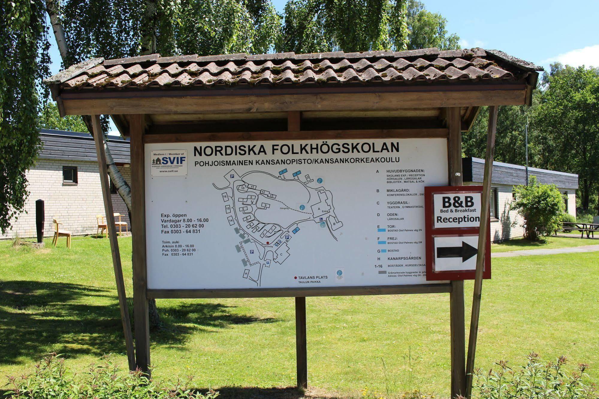 Nordiska Folkhoegskolan Bed And Breakfast Kungalv Exterior photo